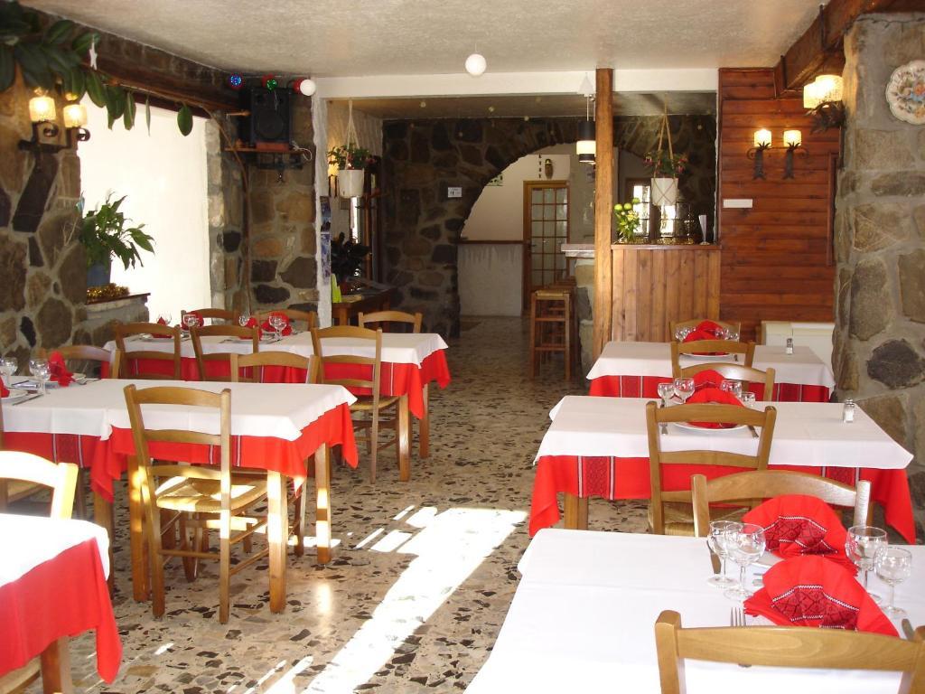 Hotel Le Parpaillon Crevoux Bagian luar foto